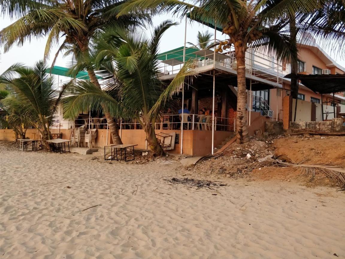 Saritas Guest House - Bogmalo Beach Экстерьер фото